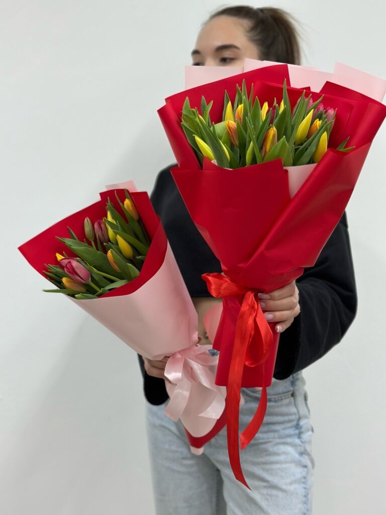 Букет из 15 и 25 тюльпанов на 8 марта!